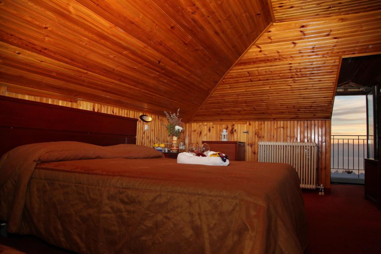 Tasia Mountain Hotel Hanya Dış mekan fotoğraf