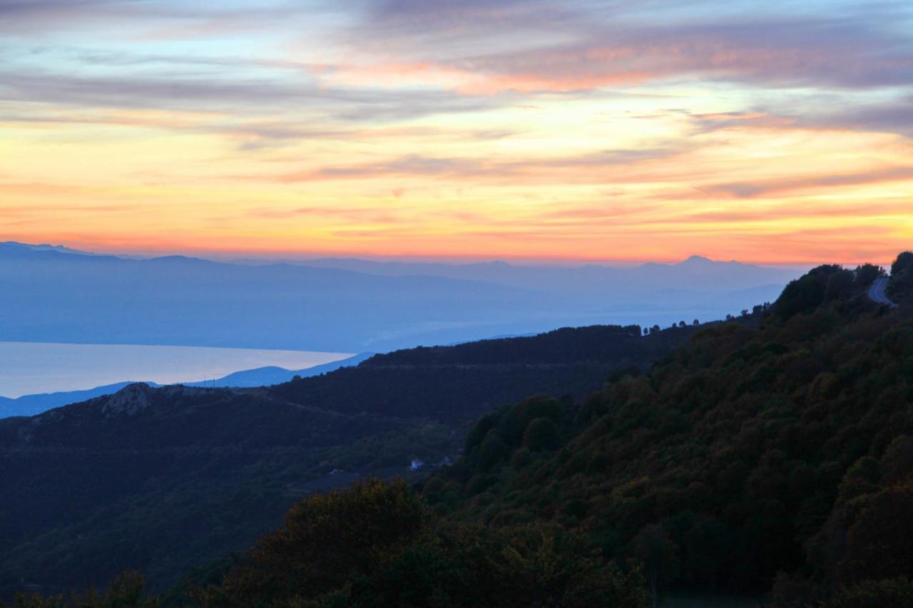 Tasia Mountain Hotel Hanya Dış mekan fotoğraf